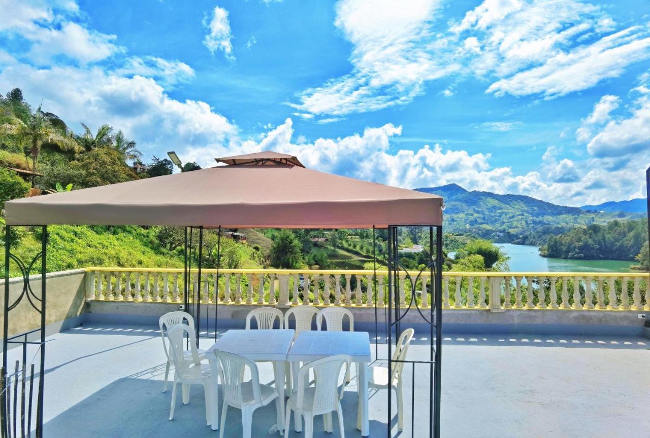 Hermosa Casa De Campo En Guatape Luaran gambar