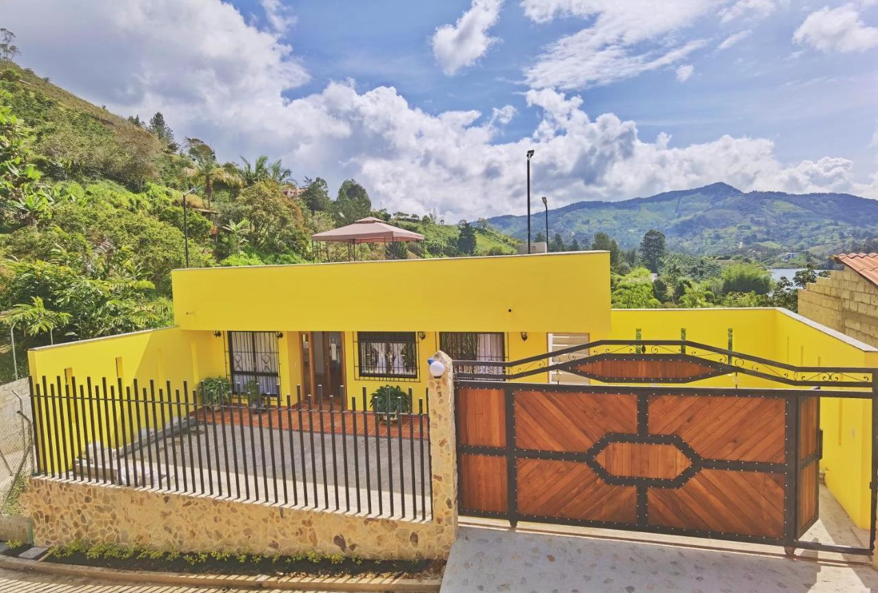 Hermosa Casa De Campo En Guatape Luaran gambar