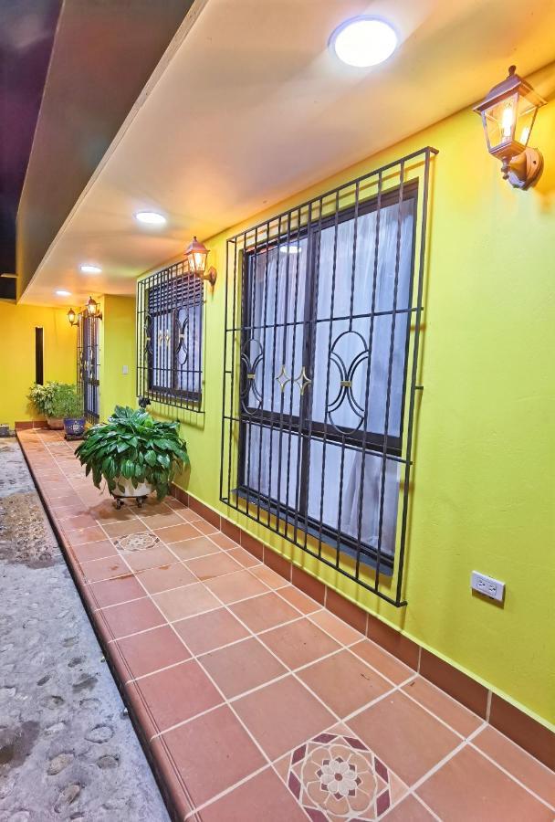 Hermosa Casa De Campo En Guatape Luaran gambar