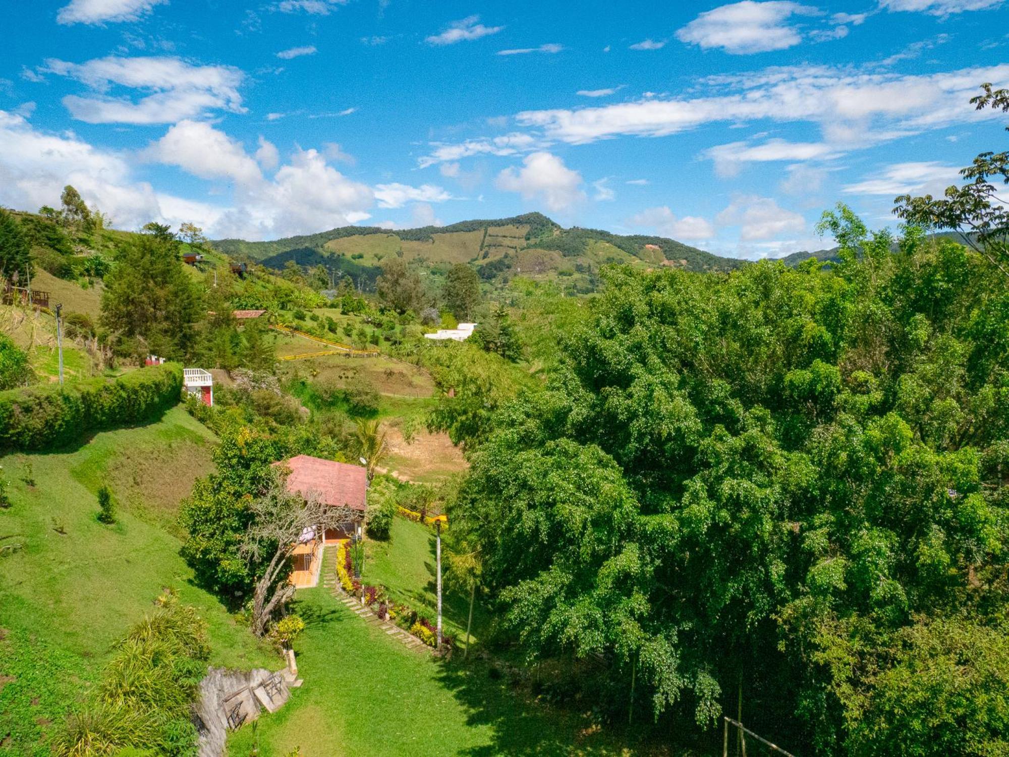 Hermosa Casa De Campo En Guatape Luaran gambar