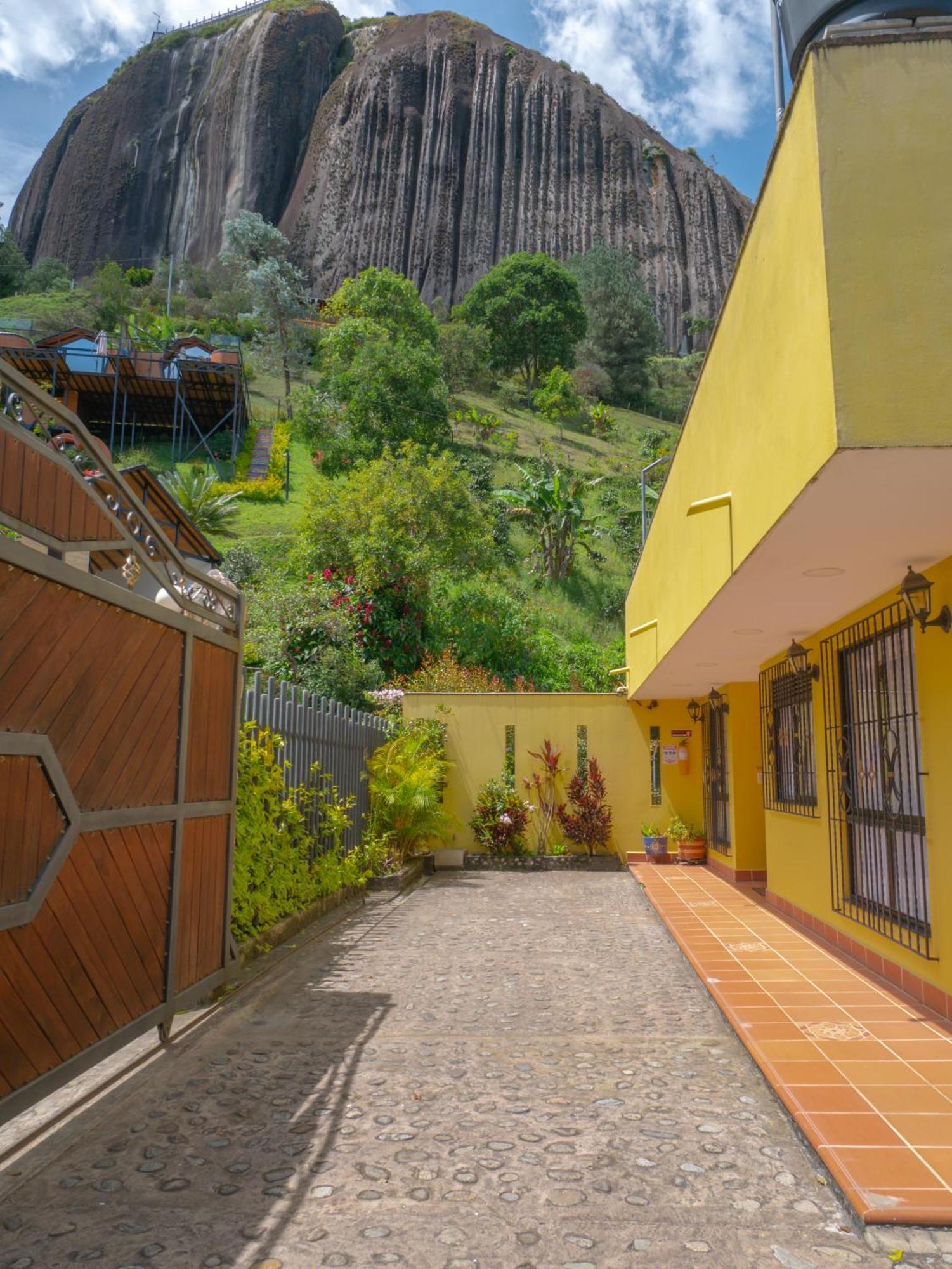 Hermosa Casa De Campo En Guatape Luaran gambar